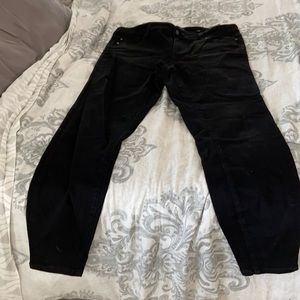 Black skinny jean